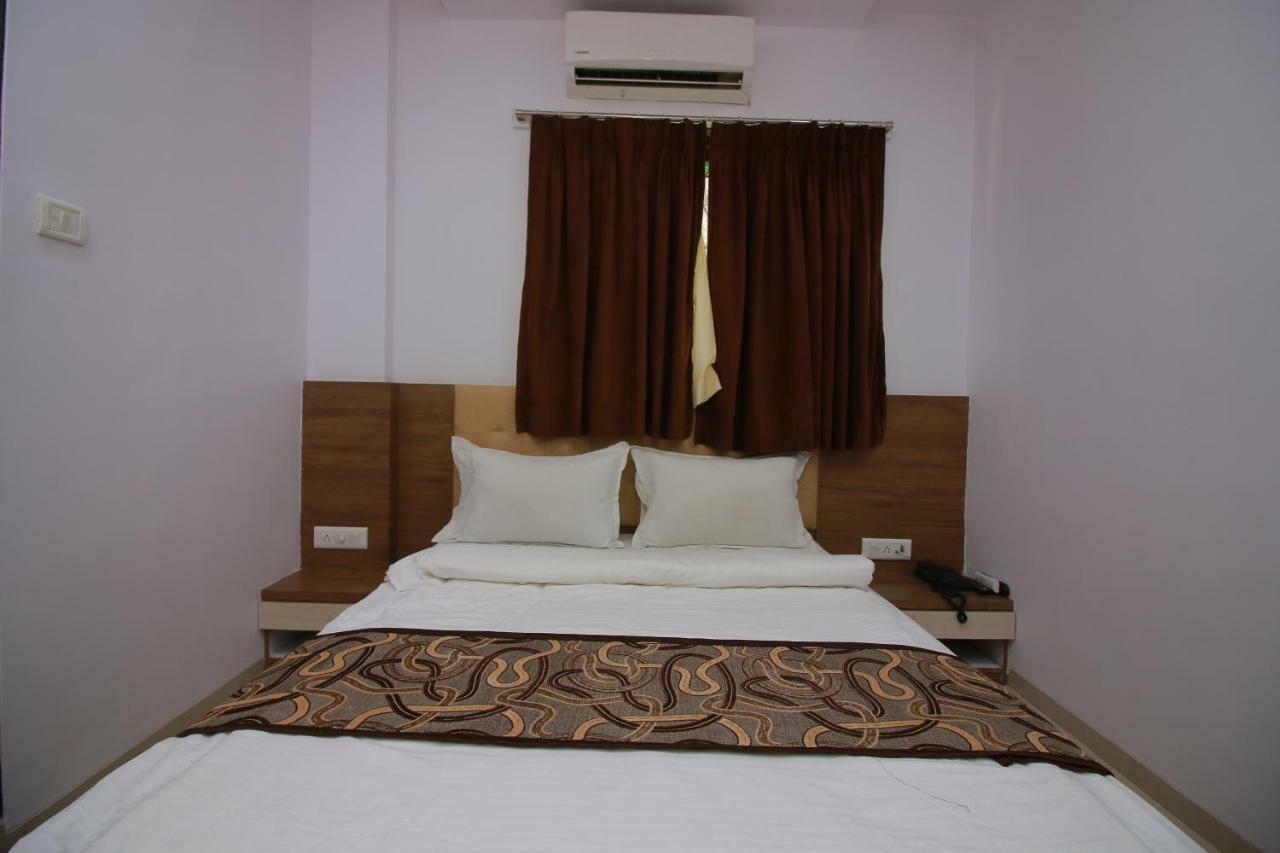 Hotel Apex Navi Mumbai Luaran gambar